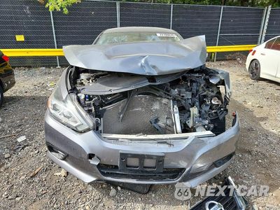Piąte zdjęcie samochodu w środku: 2018 NISSAN ALTIMA 2.5 SR VIN:1N4AL3AP1JC212338 - miniatura