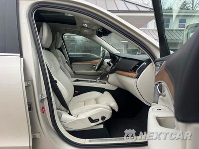 Piąte zdjęcie samochodu w środku: 2016 VOLVO XC90 T8 VIN:YV4BC0PL9G1048520 - miniatura