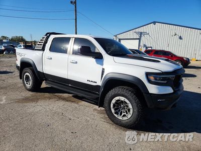 Czwarte zdjęcie samochodu z boku: 2021 RAM 1500 TRX VIN:1C6SRFU95MN813103 - miniatura