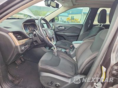 Zdjęcie 7 z 13 samochodu: 2015 JEEP CHEROKEE LATITUDE VIN:1C4PJLCS4FW560281 - miniatura