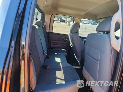 Zdjęcie 10 z 12 samochodu: 2019 RAM 1500 CLASSIC SLT VIN:1C6RR6GGXKS638063 - miniatura