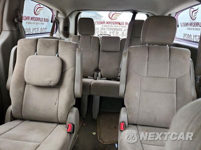 Zdjęcie 10 z 14 samochodu: 2011 CHRYSLER TOWN & COUNTRY TOURING VIN:2A4RR5DG6BR681656 - miniatura