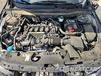 Zdjęcie 11 z 13 samochodu: 2018 HONDA ACCORD TOURING VIN:1HGCV1F99JA168579 - miniatura