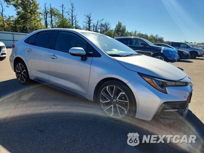 Czwarte zdjęcie samochodu z boku: 2020 TOYOTA COROLLA SE VIN:5YFS4RCE2LP047291 - miniatura