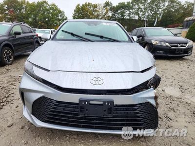 Piąte zdjęcie samochodu w środku: 2025 TOYOTA CAMRY LE VIN:4T1DBADK7SU504923 - miniatura