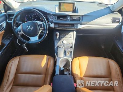 Zdjęcie 8 z 12 samochodu: 2012 LEXUS CT 200 VIN:JTHKD5BH3C2117379 - miniatura