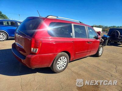 Trzecie zdjęcie samochodu z tyłu: 2014 KIA SEDONA LX VIN:KNDMG4C72E6554500 - miniatura