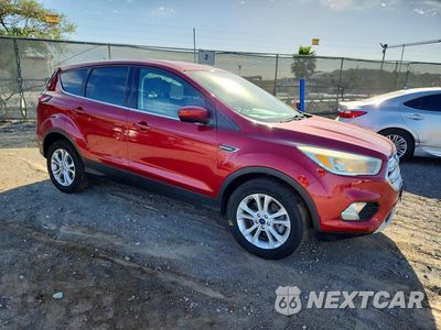 Czwarte zdjęcie samochodu z boku: 2017 FORD ESCAPE SE VIN:1FMCU0G98HUB30856 - miniatura