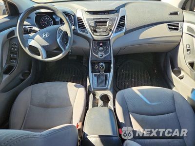 Zdjęcie 8 z 12 samochodu: 2016 HYUNDAI ELANTRA SE VIN:5NPDH4AE2GH729576 - miniatura