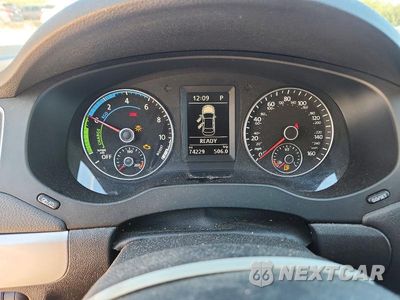 Zdjęcie 9 z 13 samochodu: 2013 VOLKSWAGEN JETTA HYBRID VIN:3VW637AJ7DM230149 - miniatura