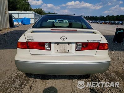 Zdjęcie 6 z 12 samochodu: 2001 TOYOTA CAMRY LE VIN:JT2BG28K110554230 - miniatura