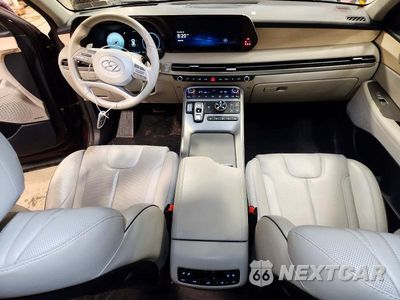 Zdjęcie 8 z 13 samochodu: 2023 HYUNDAI PALISADE LIMITED VIN:KM8R5DGE9PU637176 - miniatura