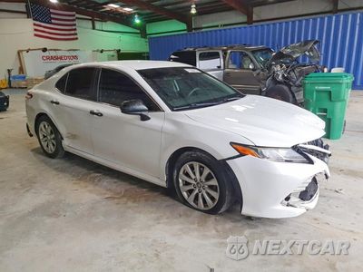 Czwarte zdjęcie samochodu z boku: 2019 TOYOTA CAMRY LE VIN:4T1B11HK6KU759082 - miniatura