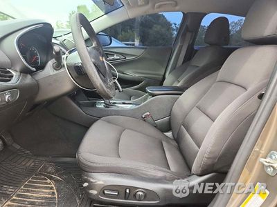 Zdjęcie 7 z 12 samochodu: 2020 CHEVROLET MALIBU LT VIN:1G1ZD5ST8LF037940 - miniatura