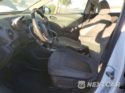 Zdjęcie 7 z 12 samochodu: 2013 CHEVROLET SONIC LS VIN:1G1JA6SH0D4200035 - miniatura