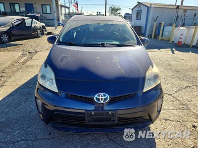 Piąte zdjęcie samochodu w środku: 2013 TOYOTA PRIUS THREE VIN:JTDKN3DU2D1695560 - miniatura