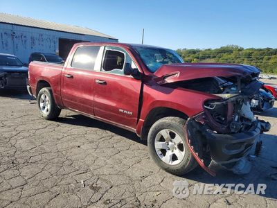 Czwarte zdjęcie samochodu z boku: 2019 RAM 1500 TRADESMAN VIN:1C6SRFGT0KN528166 - miniatura