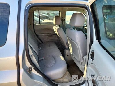 Zdjęcie 12 z 14 samochodu: 2010 CHEVROLET HHR LS VIN:3GNBAADB0AS602258 - miniatura