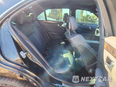 Zdjęcie 10 z 12 samochodu: 2010 MERCEDES-BENZ E 550 VIN:WDDHF7CBXAA211005 - miniatura