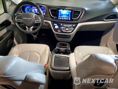 Zdjęcie 8 z 13 samochodu: 2017 CHRYSLER PACIFICA TOURING L PLUS VIN:2C4RC1EG9HR570378 - miniatura
