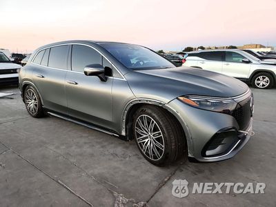Czwarte zdjęcie samochodu z boku: 2023 MERCEDES-BENZ EQS SUV 580 4MATIC VIN:4JGDM4EB3PA014708 - miniatura