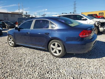 Drugie zdjęcie samochodu z przodu: 2013 VOLKSWAGEN PASSAT SE VIN:1VWBP7A31DC105931 - miniatura