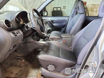 Zdjęcie 7 z 12 samochodu: 2001 TOYOTA RAV4 BASE VIN:JTEGH20V310036020 - miniatura