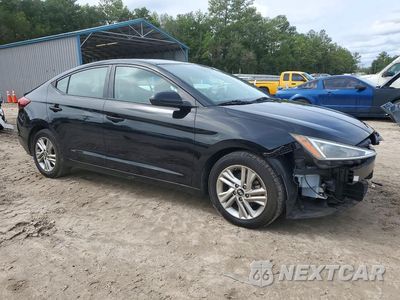Czwarte zdjęcie samochodu z boku: 2019 HYUNDAI ELANTRA SEL VIN:5NPD84LF5KH412759 - miniatura
