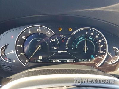 Zdjęcie 9 z 12 samochodu: 2019 BMW 530E VIN:WBAJA9C55KB398792 - miniatura