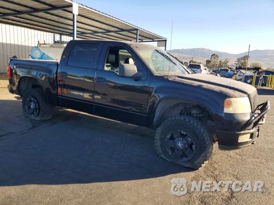 Czwarte zdjęcie samochodu z boku: 2005 FORD F150 SUPERCREW VIN:1FTPW14565KB79858 - miniatura