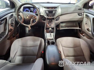 Zdjęcie 8 z 12 samochodu: 2013 HYUNDAI ELANTRA GLS VIN:5NPDH4AE3DH401966 - miniatura