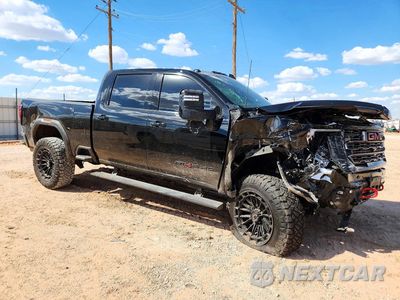 Czwarte zdjęcie samochodu z boku: 2025 GMC SIERRA K2500 AT4X VIN:1GT4UZEY3SF314590 - miniatura