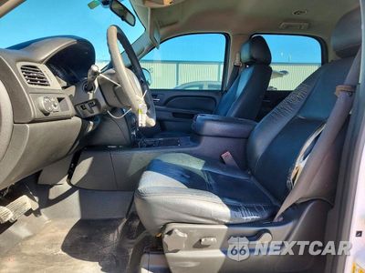 Zdjęcie 7 z 14 samochodu: 2010 CHEVROLET TAHOE C1500 LS VIN:1GNMCAE04AR262258 - miniatura