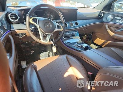 Zdjęcie 8 z 13 samochodu: 2017 MERCEDES-BENZ E 300 4MATIC VIN:WDDZF4KB4HA175150 - miniatura