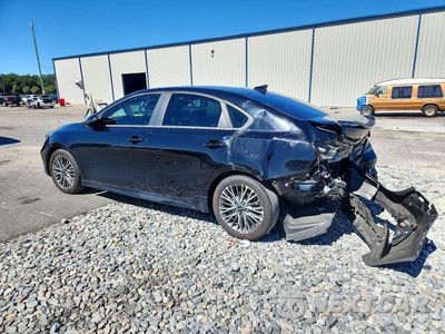 Drugie zdjęcie samochodu z przodu: 2023 KIA FORTE GT LINE VIN:3KPF54AD7PE519407 - miniatura