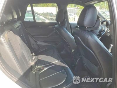 Zdjęcie 11 z 13 samochodu: 2018 BMW X1 XDRIVE28I VIN:WBXHT3C37J5K30028 - miniatura