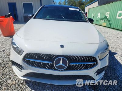 Piąte zdjęcie samochodu w środku: 2021 MERCEDES-BENZ A 220 VIN:W1K3G4EB3MJ271215 - miniatura