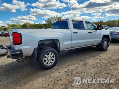 Trzecie zdjęcie samochodu z tyłu: 2015 CHEVROLET SILVERADO 2500 VIN:1GC1KUEG0FF635088 - miniatura