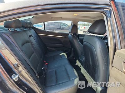 Zdjęcie 10 z 13 samochodu: 2020 HYUNDAI ELANTRA LIMITED VIN:5NPD84LF4LH618740 - miniatura