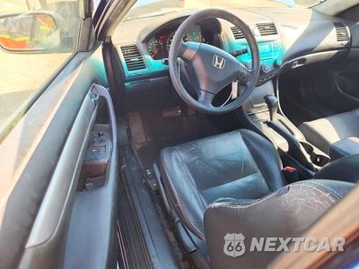 Zdjęcie 8 z 12 samochodu: 2007 HONDA ACCORD LX VIN:1HGCM72357A004794 - miniatura