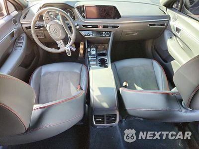 Zdjęcie 8 z 12 samochodu: 2022 HYUNDAI SONATA SEL PLUS VIN:5NPEJ4J28NH140852 - miniatura