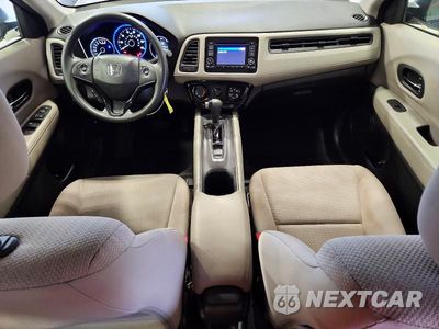 Zdjęcie 8 z 12 samochodu: 2016 HONDA HR-V LX VIN:3CZRU6H39GM712926 - miniatura