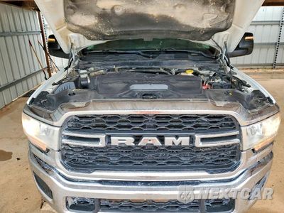 Zdjęcie 11 z 12 samochodu: 2024 RAM 2500 TRADESMAN VIN:3C6UR5HJ7RG189036 - miniatura