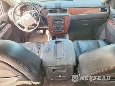 Zdjęcie 8 z 12 samochodu: 2010 CHEVROLET SILVERADO K1500 LTZ VIN:3GCRKTE29AG174417 - miniatura