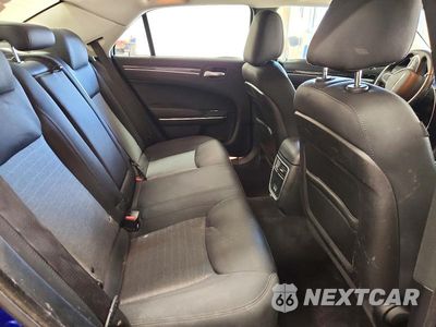 Zdjęcie 10 z 13 samochodu: 2018 CHRYSLER 300 TOURING VIN:2C3CCARG4JH195659 - miniatura