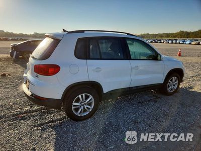 Trzecie zdjęcie samochodu z tyłu: 2017 VOLKSWAGEN TIGUAN S VIN:WVGBV7AX0HK005161 - miniatura
