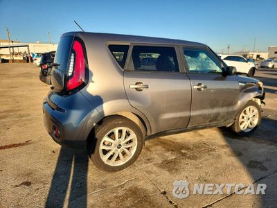 Trzecie zdjęcie samochodu z tyłu: 2017 KIA SOUL + VIN:KNDJP3A51H7428125 - miniatura