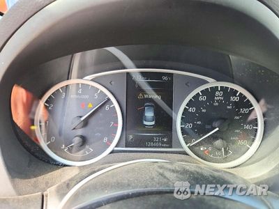 Zdjęcie 9 z 12 samochodu: 2018 NISSAN SENTRA S VIN:3N1AB7AP2JY325326 - miniatura