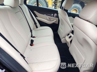 Zdjęcie 10 z 12 samochodu: 2020 MERCEDES-BENZ E 350 4MATIC VIN:W1KZF8EB7LA824841 - miniatura