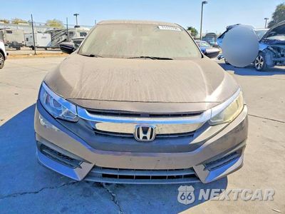 Piąte zdjęcie samochodu w środku: 2017 HONDA CIVIC LX VIN:2HGFC2F55HH568494 - miniatura